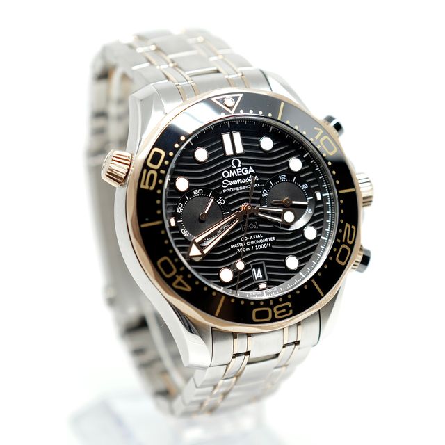 Omega Seamaster Diver 300m 210.20.44.51.01.001 Image 4